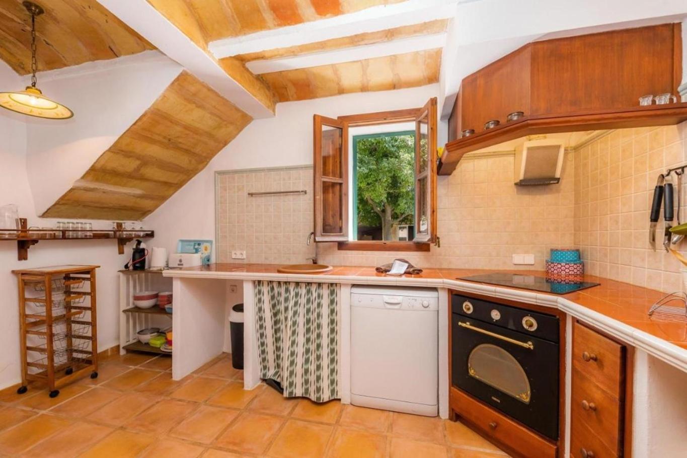 Es Rafalet Country house